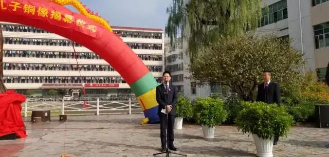 廣東博皓復(fù)合材料有限公司董事長(zhǎng)、廣東省江西上猶商會(huì)會(huì)長(zhǎng)賴厚平先生致辭