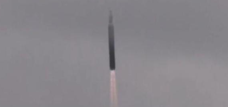 碳纖維復(fù)合材料的技術(shù)壁壘難道真的難以逾越嗎？俄羅斯軍工在碳纖維材料應(yīng)用方面的成功突破在更深層次上說明了，碳纖維技術(shù)壁壘重重，但并非無法逾越