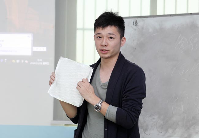 廣州博皓復(fù)合材料有限公司第六期玻璃鋼模具操作培訓班