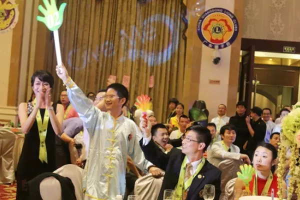 博愛：善心、善念、善行 