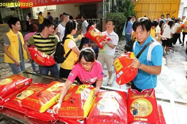 【博皓風(fēng)采】小寒天，大雪紛飛；踐愛(ài)行，陽(yáng)光普照-4